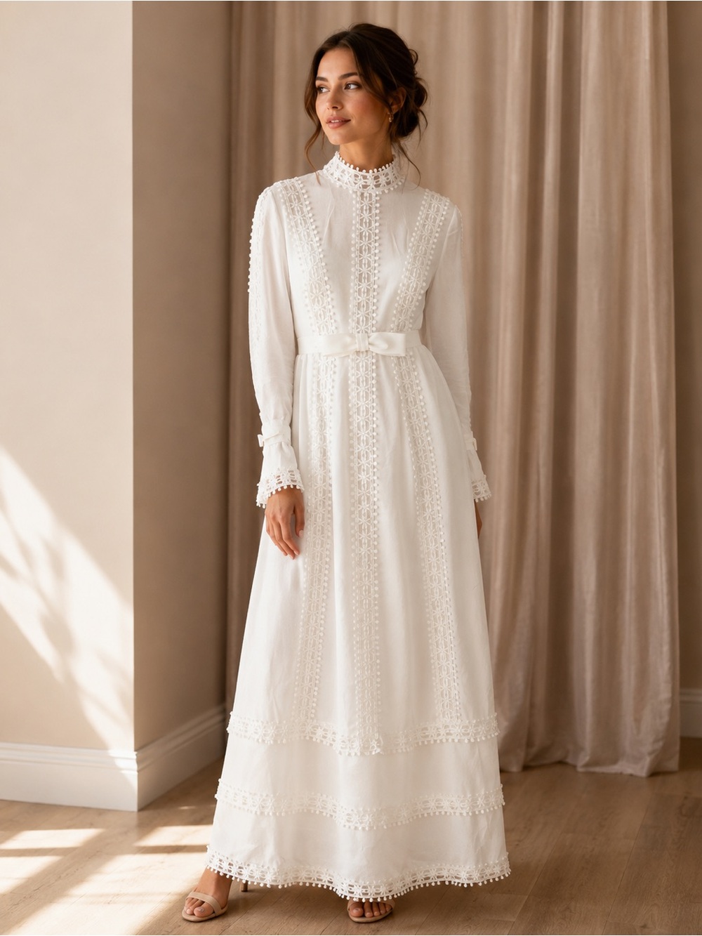 “C3” Vintage 1979  Elegant White Lace wedding Dress with High Neck